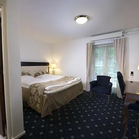 Scheelsminde 4*
