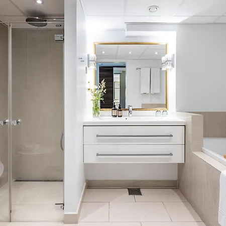 Scheelsminde Hotell 4*