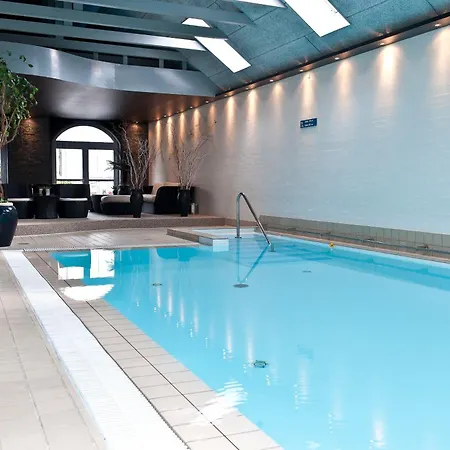 Hotel Scheelsminde 4*