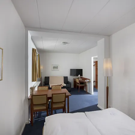 Scheelsminde 4*