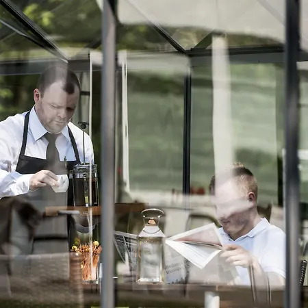 فندق Scheelsminde 4*