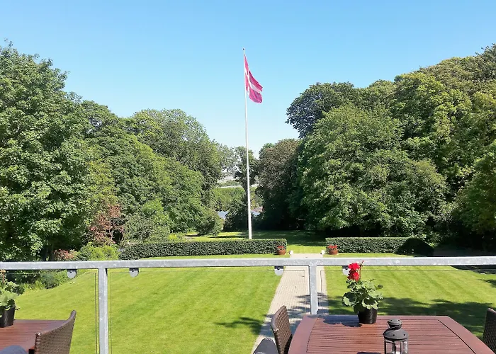 Hotel Scheelsminde 4*