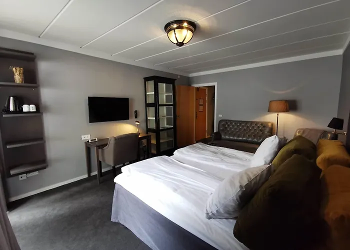 Hotel Scheelsminde 4*